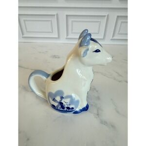 VTG Vero Hand Painted Delfts Blue Holland Pottery 7" Sitting Cow Creamer